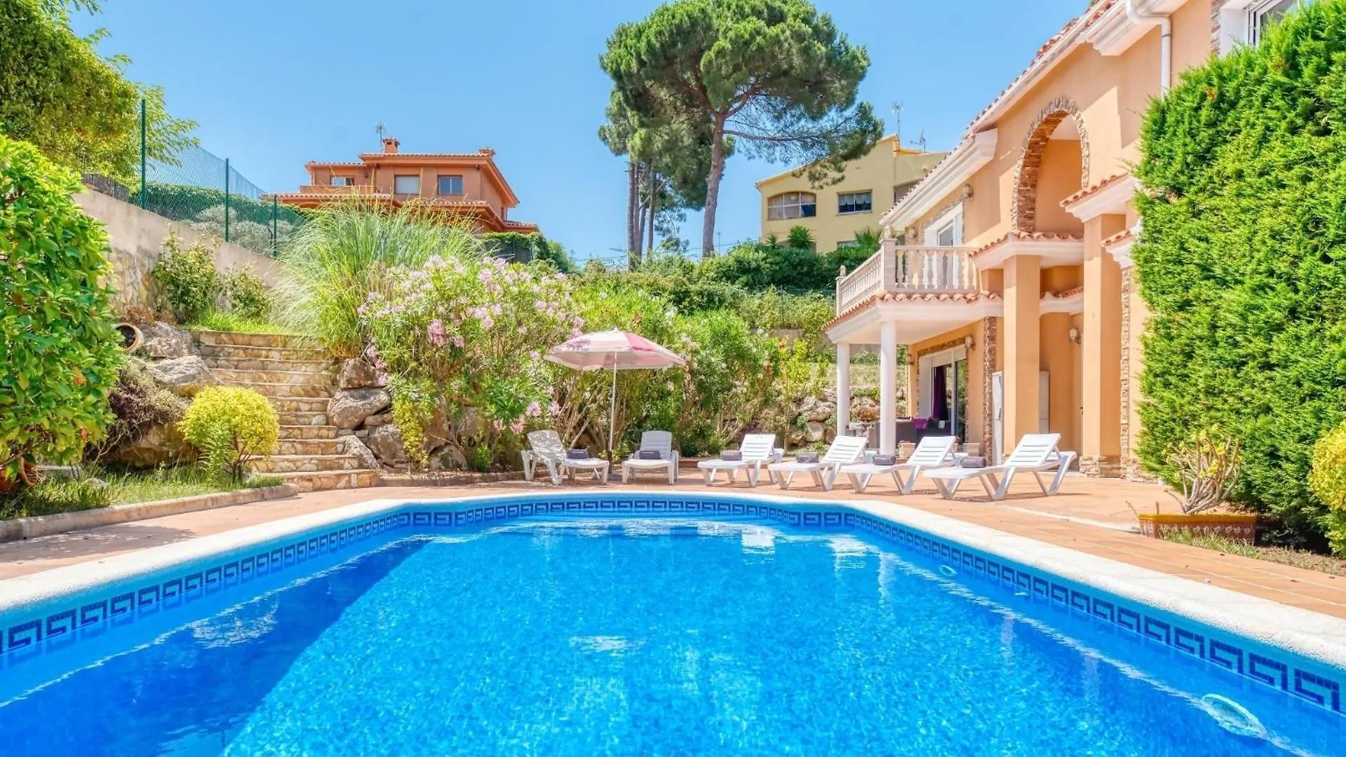 Costacabana - Villa Primavera Lloret de Mar